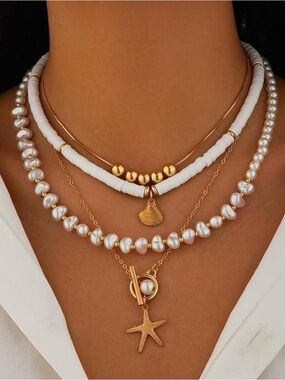 Layered Gold Tone Starfish Charm Necklace Sim Pearl White Beads 14.5-16.5"